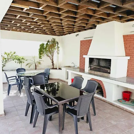 Stephanie Larnaca