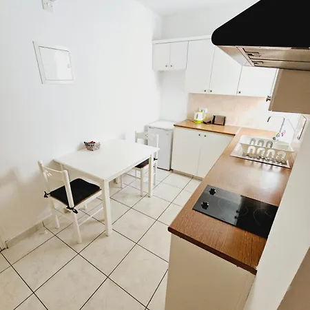 Stephanie Apartment