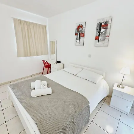 Stephanie Apartment Larnaca