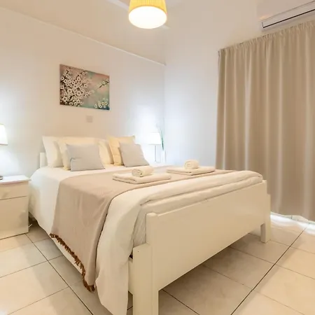 Apartment Stephanie Larnaca
