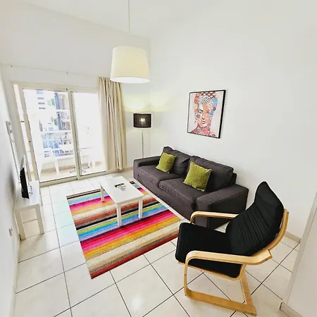 ستيفاني سيتي شقة