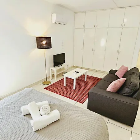 ستيفاني سيتي شقة لارنكا