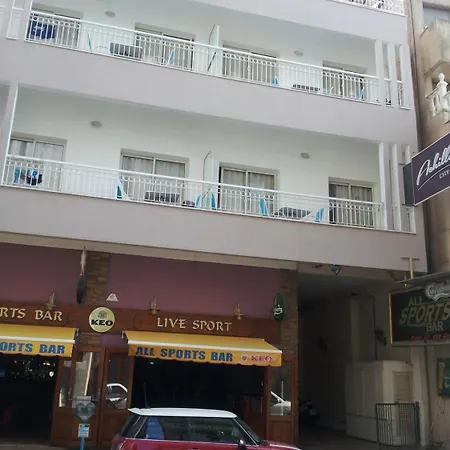 ستيفاني سيتي *